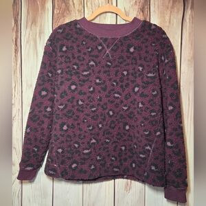 Koolaburra Purple Animal Print Plush Crew Neck Sweater Womens Size Small